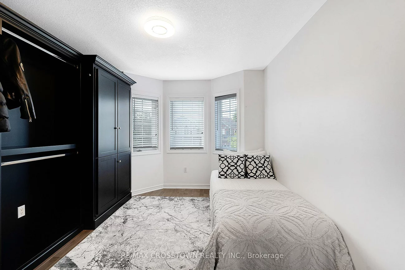 11, Kensington, Innis-Shore, Barrie