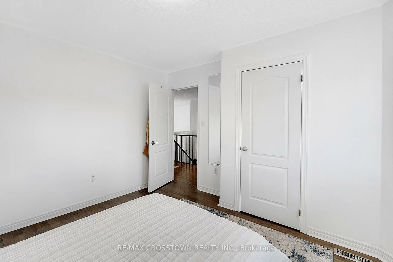 11, Kensington, Innis-Shore, Barrie