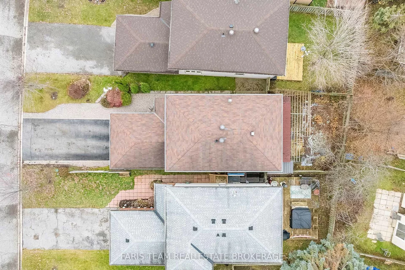 40, Orwell, Letitia Heights, Barrie