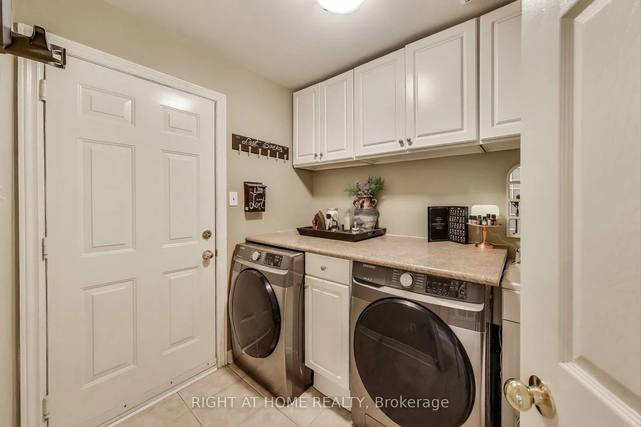 55, Knupp, Edgehill Drive, Barrie