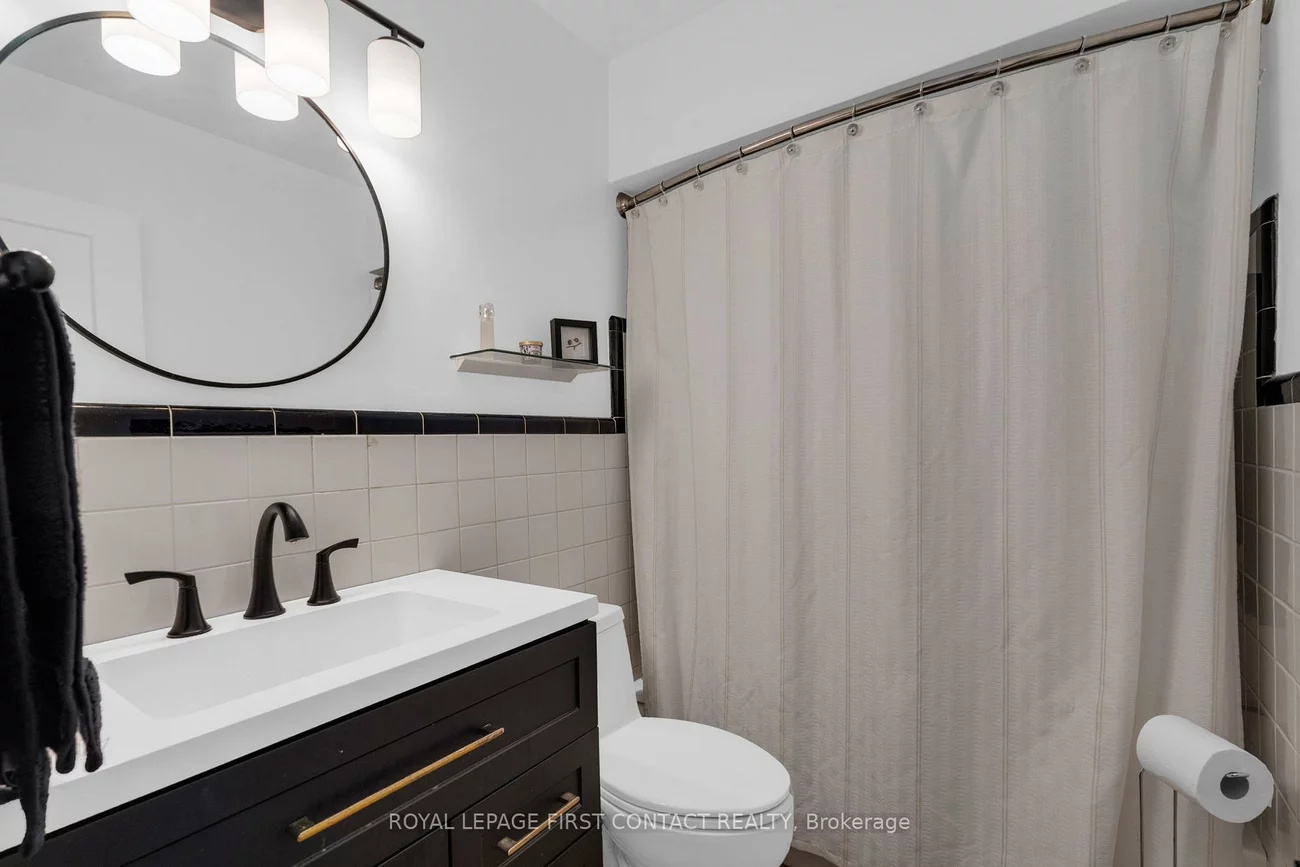20, Newton, Wellington, Barrie