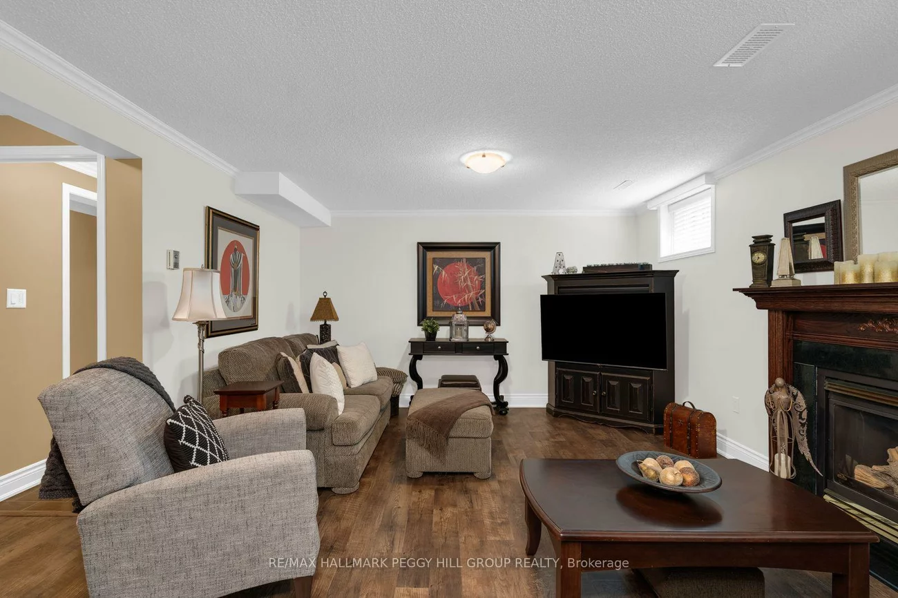 35, Golden Eagle, Little Lake, Barrie