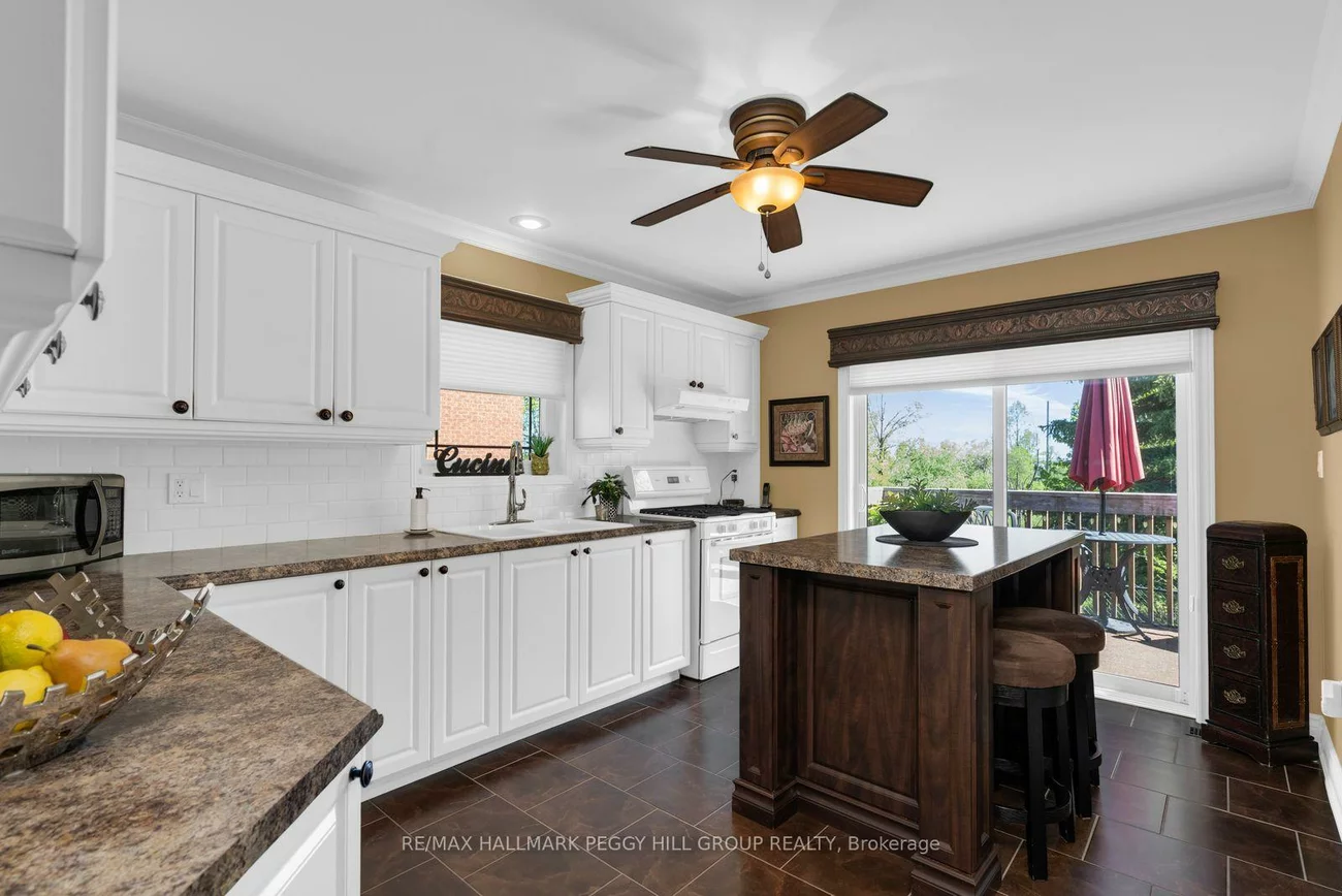 35, Golden Eagle, Little Lake, Barrie