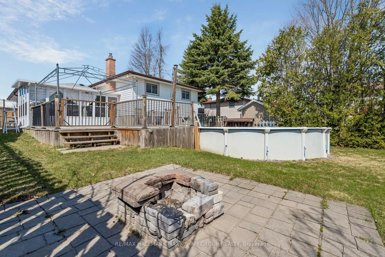 11, Charlotte, Letitia Heights, Barrie