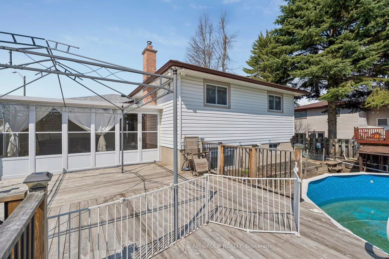 11, Charlotte, Letitia Heights, Barrie