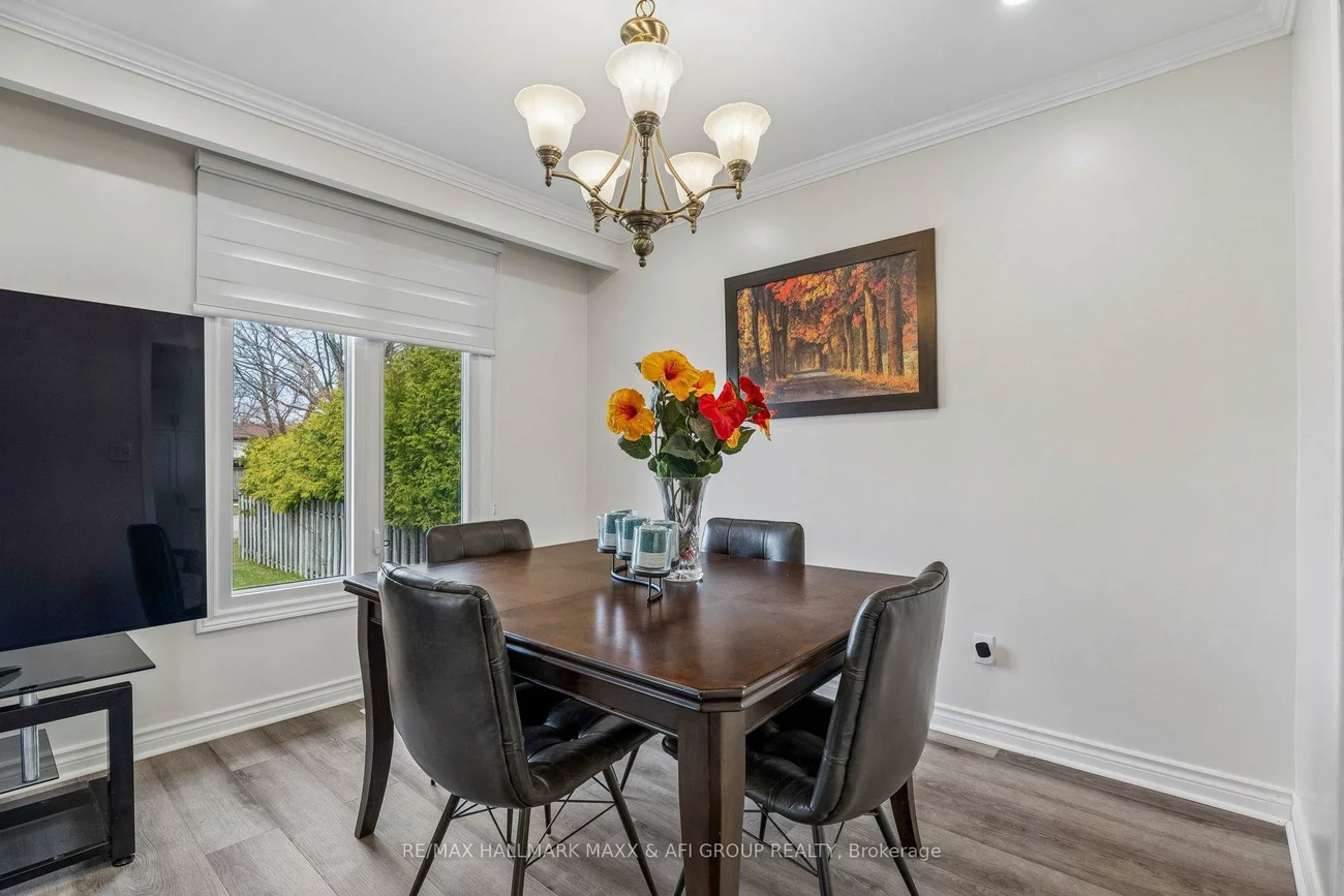 11, Charlotte, Letitia Heights, Barrie