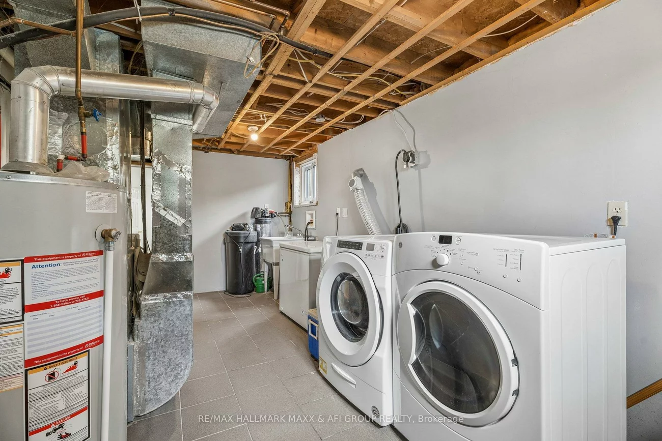 11, Charlotte, Letitia Heights, Barrie