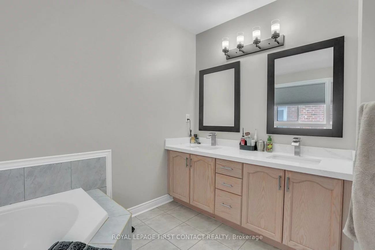 340, Livingstone, Northwest, Barrie
