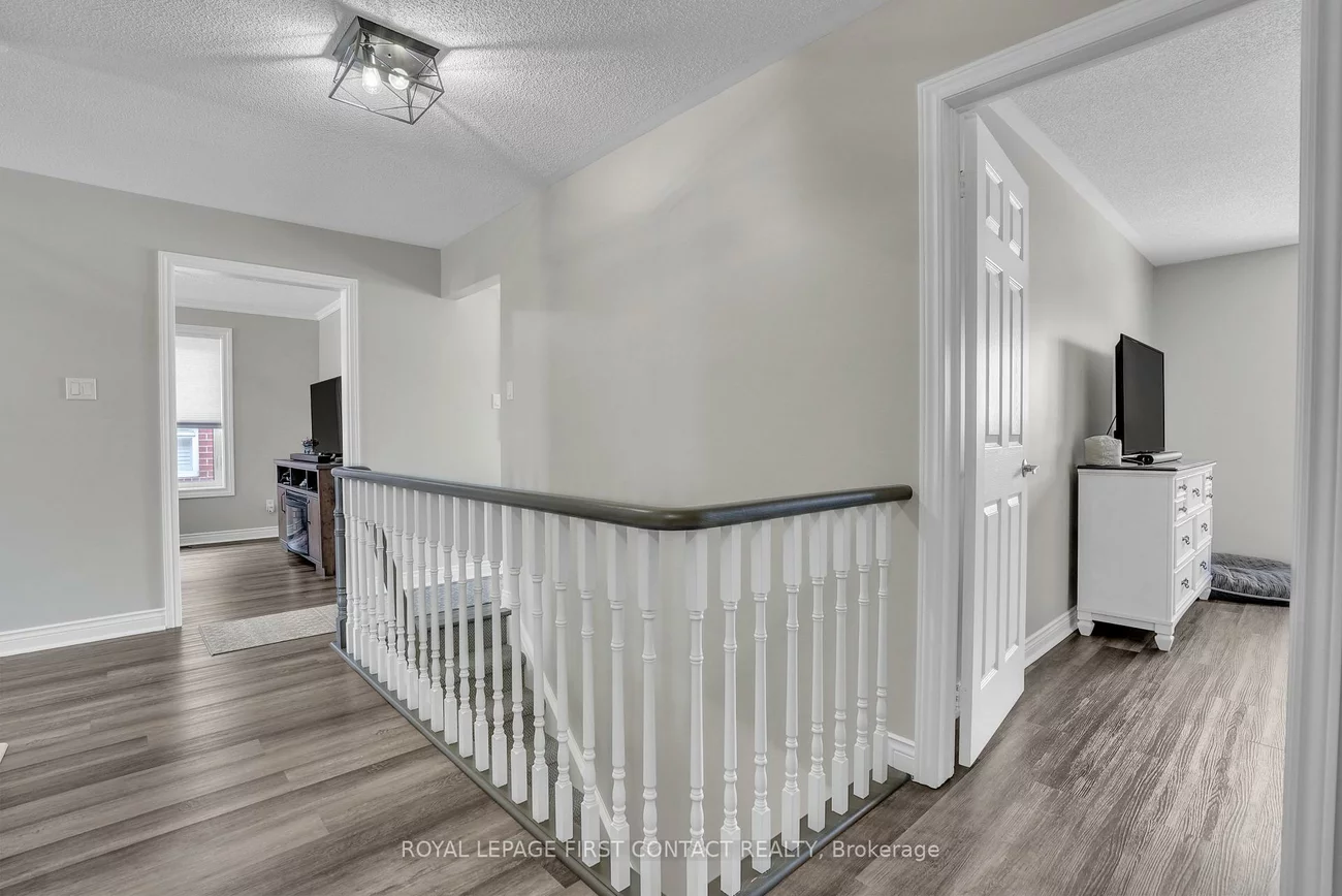 340, Livingstone, Northwest, Barrie