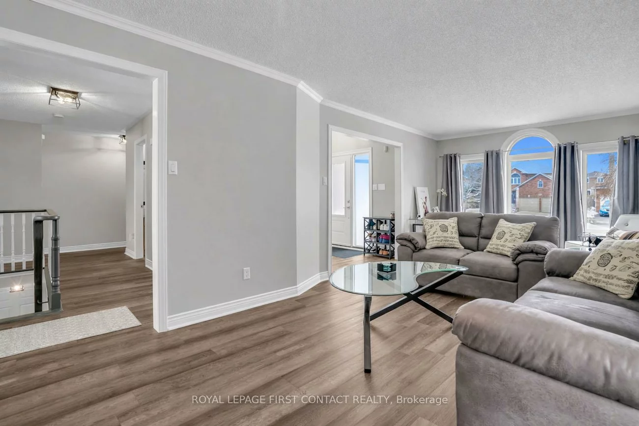 340, Livingstone, Northwest, Barrie