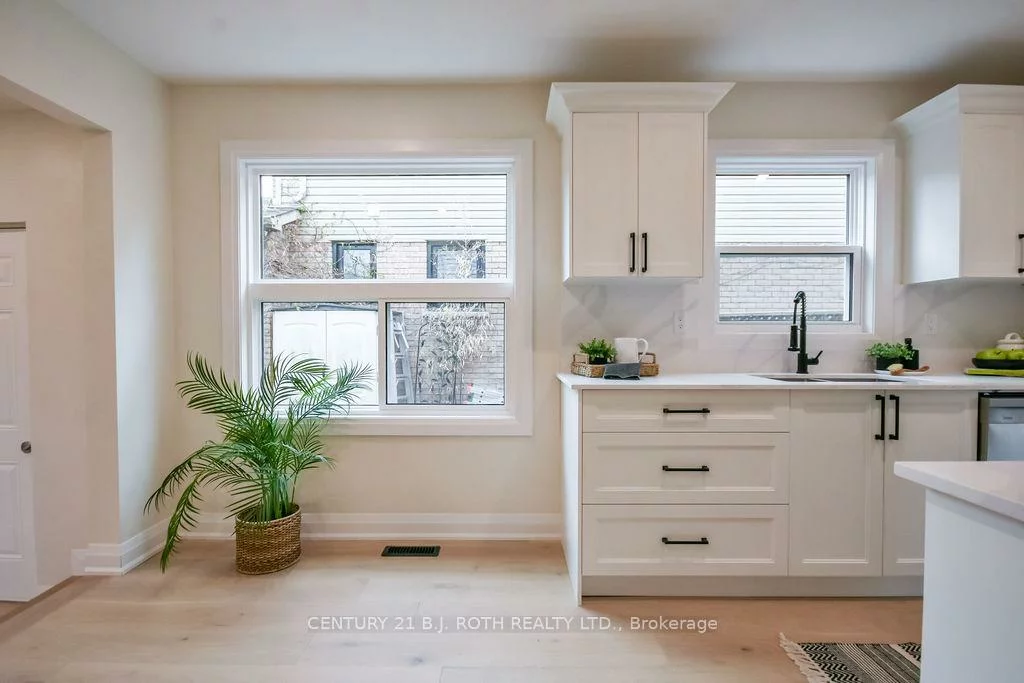 20, Hadden, Cundles East, Barrie