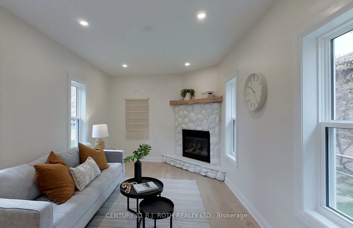 20, Hadden, Cundles East, Barrie