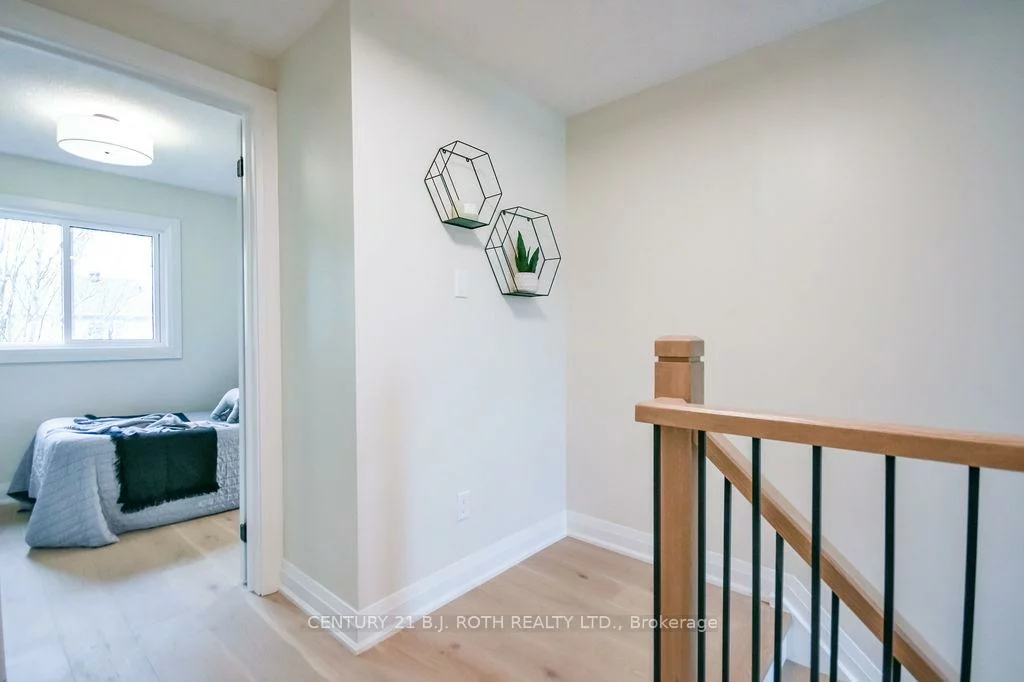 20, Hadden, Cundles East, Barrie