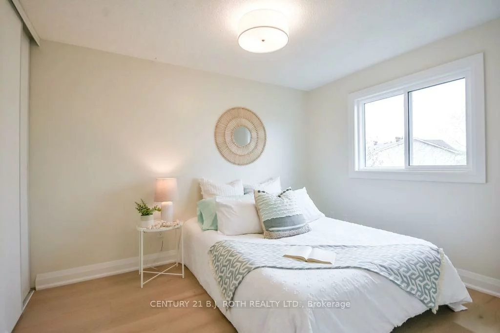 20, Hadden, Cundles East, Barrie