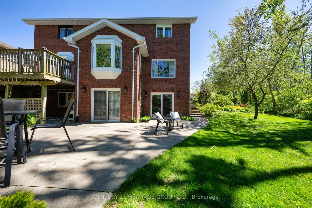 164, Cheltenham, Georgian Drive, Barrie