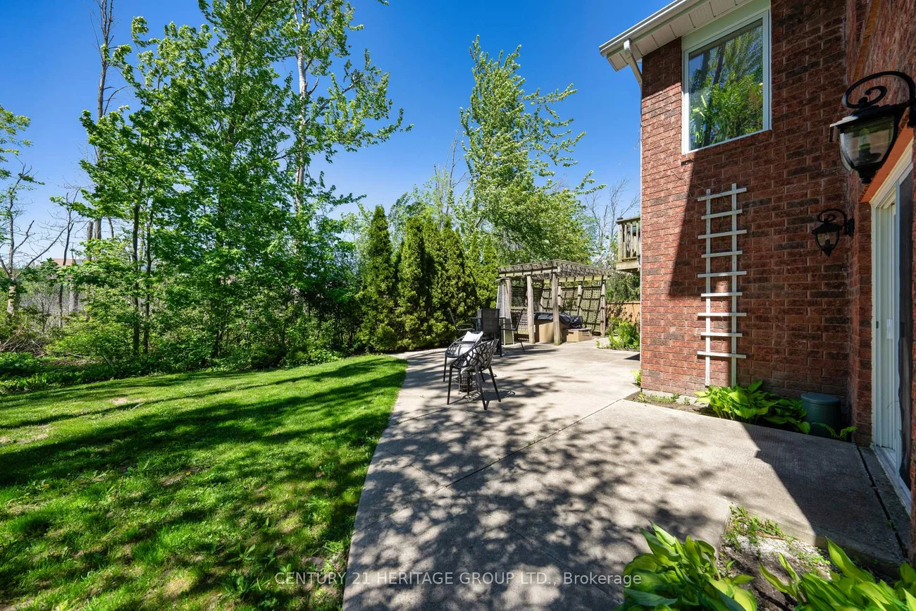 164, Cheltenham, Georgian Drive, Barrie