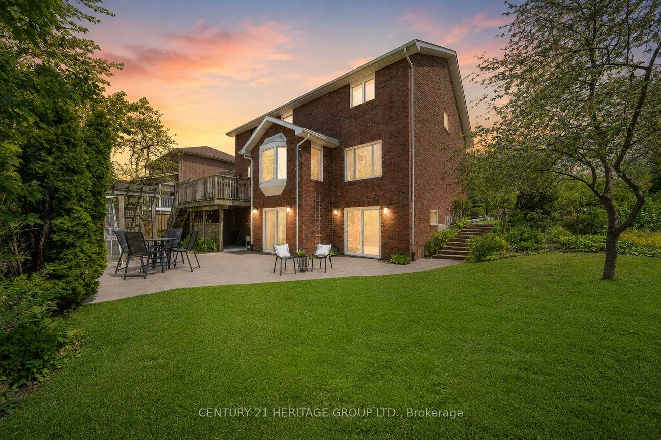 164, Cheltenham, Georgian Drive, Barrie