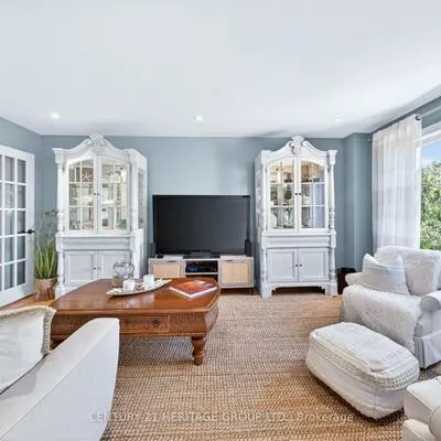 164, Cheltenham, Georgian Drive, Barrie