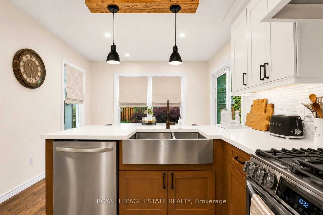 406, Anne, West Bayfield, Barrie