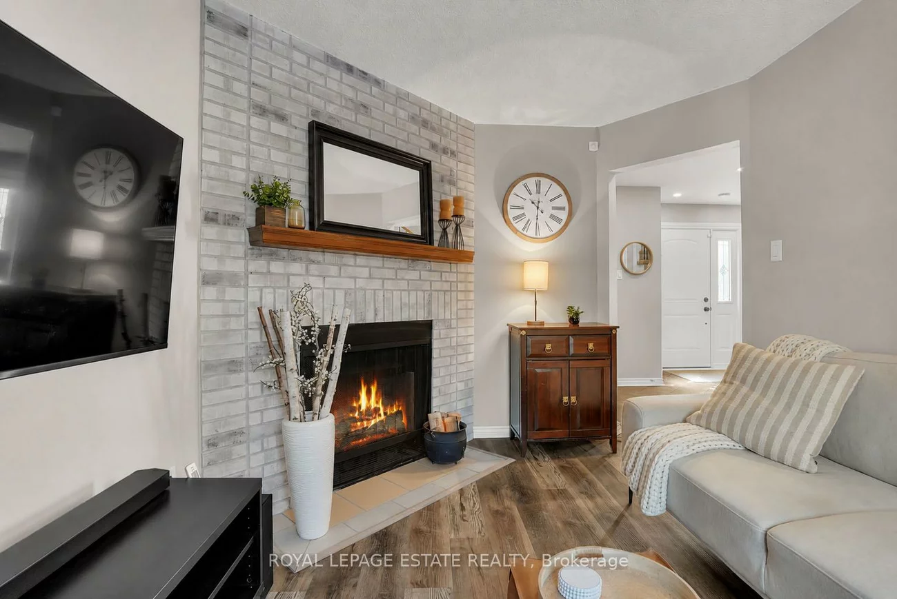 406, Anne, West Bayfield, Barrie