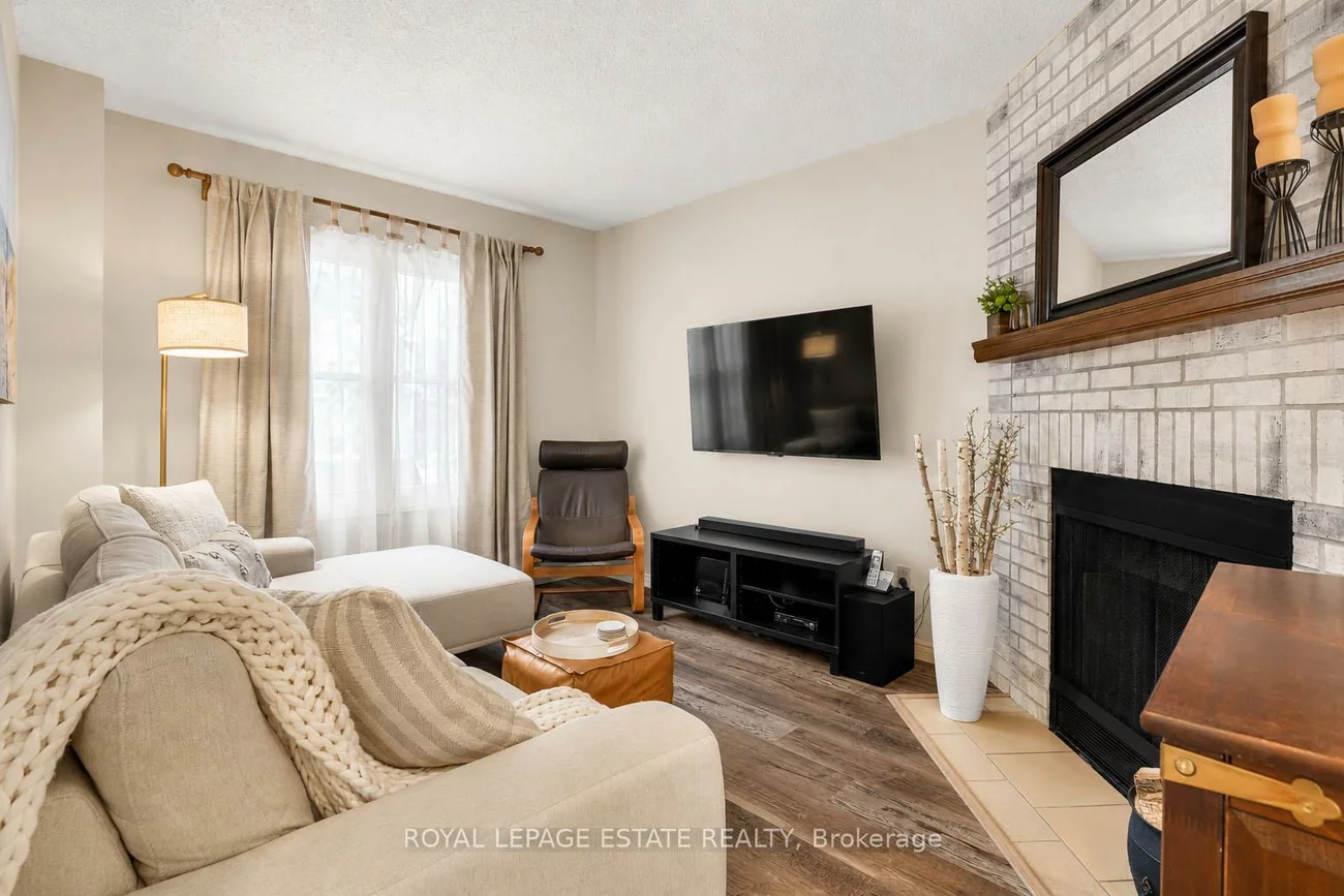 406, Anne, West Bayfield, Barrie