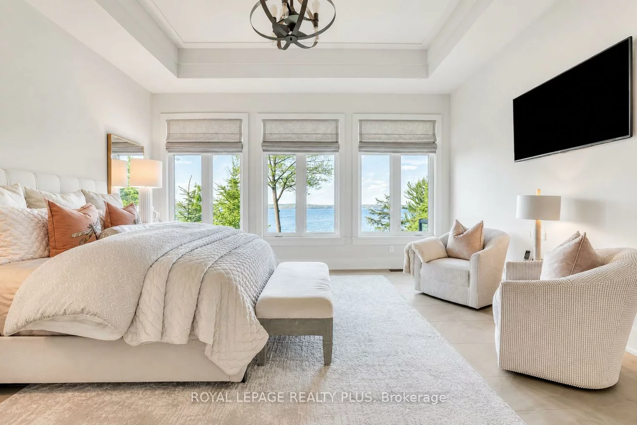 39, Plunkett, Bayshore, Barrie