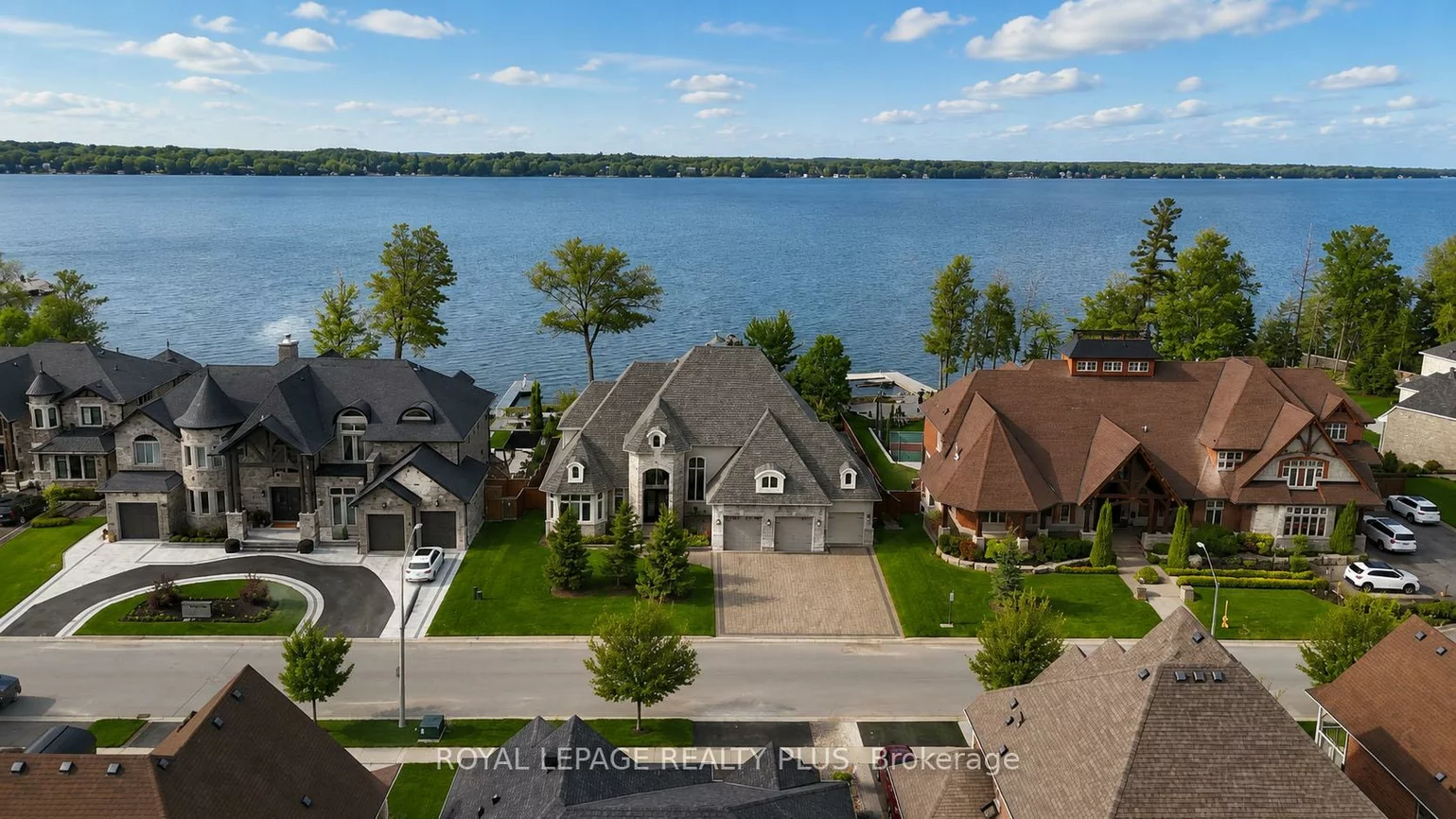 39, Plunkett, Bayshore, Barrie