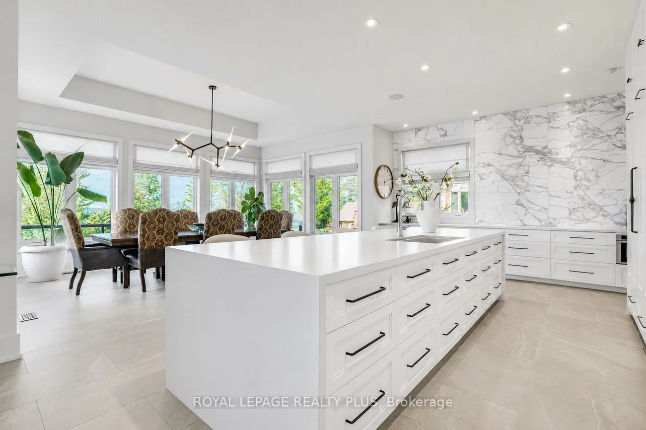 39, Plunkett, Bayshore, Barrie