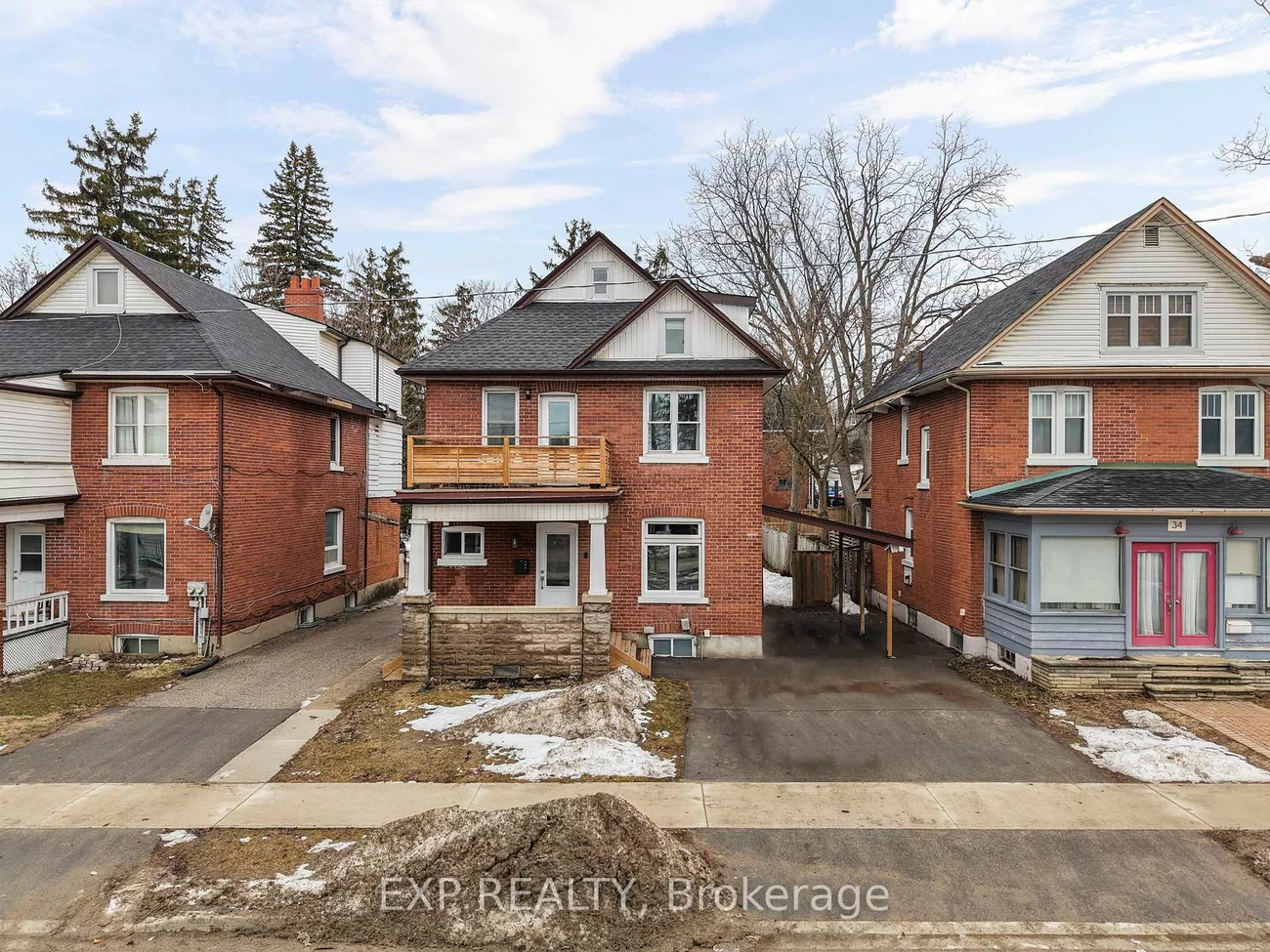 36, Sophia, Queen's Park, Barrie