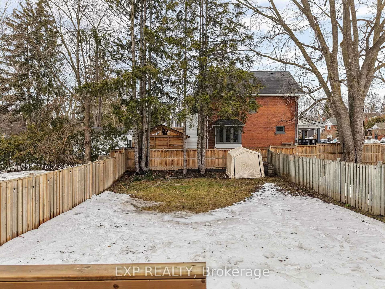 36, Sophia, Queen's Park, Barrie