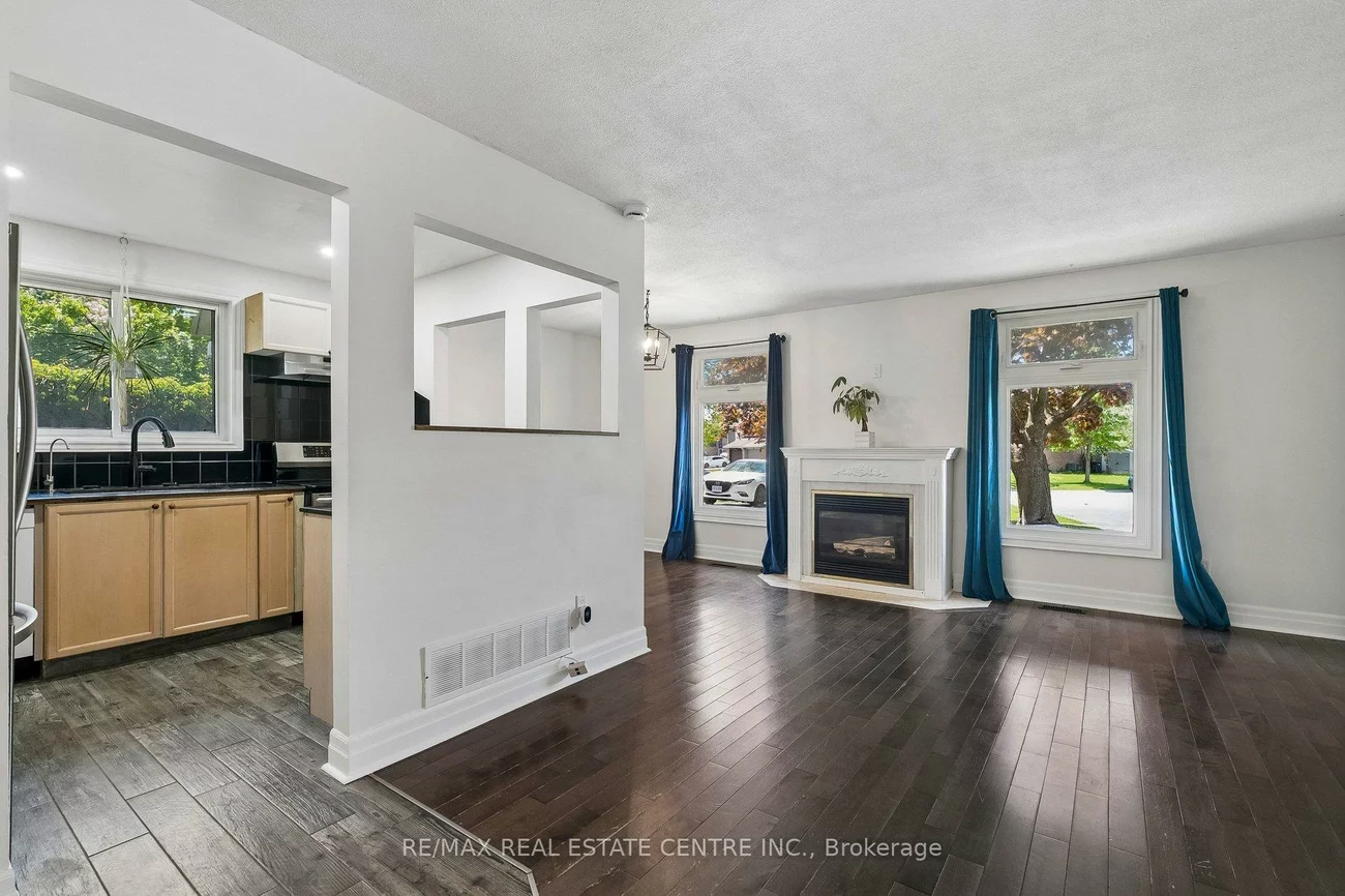 47, Christie, Letitia Heights, Barrie