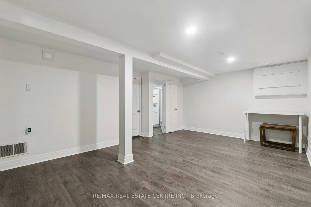 47, Christie, Letitia Heights, Barrie