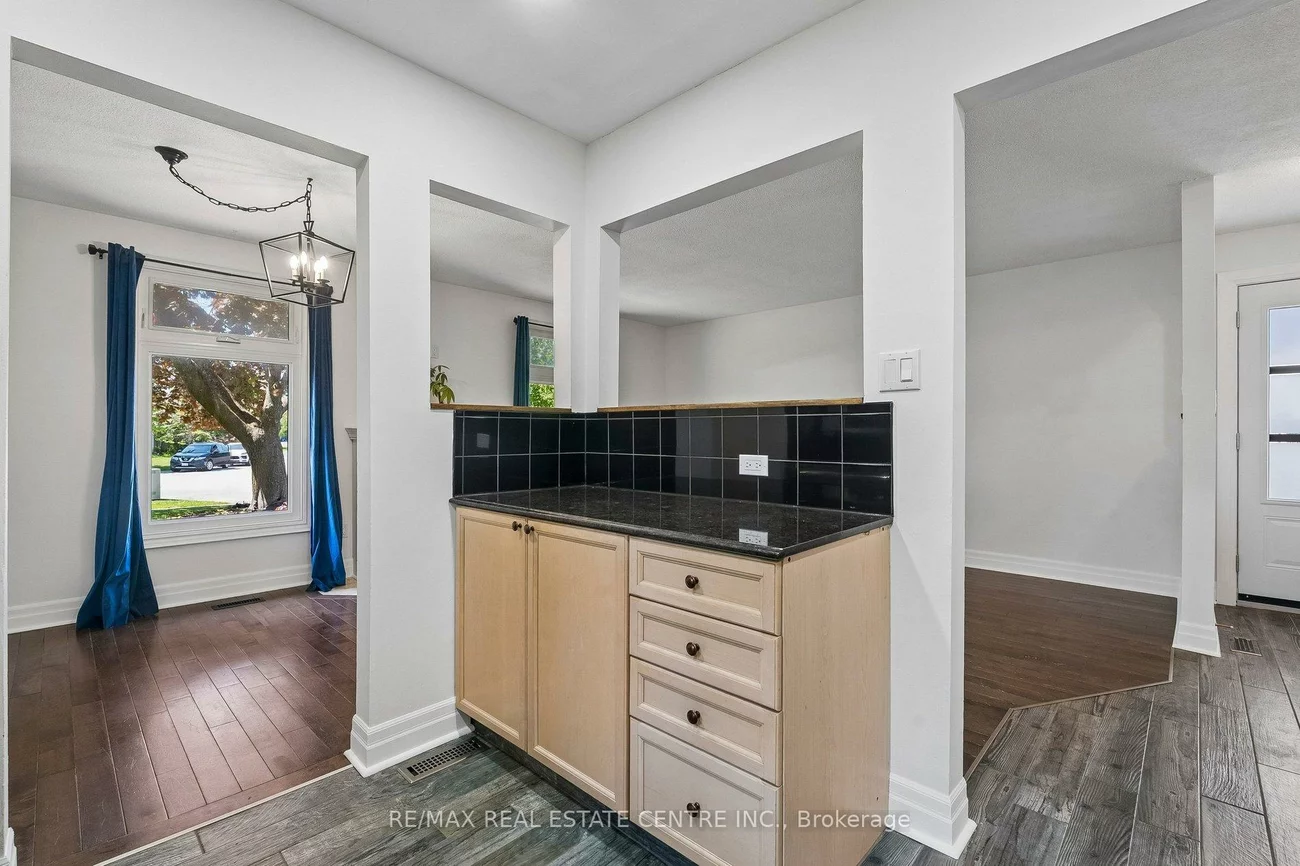 47, Christie, Letitia Heights, Barrie