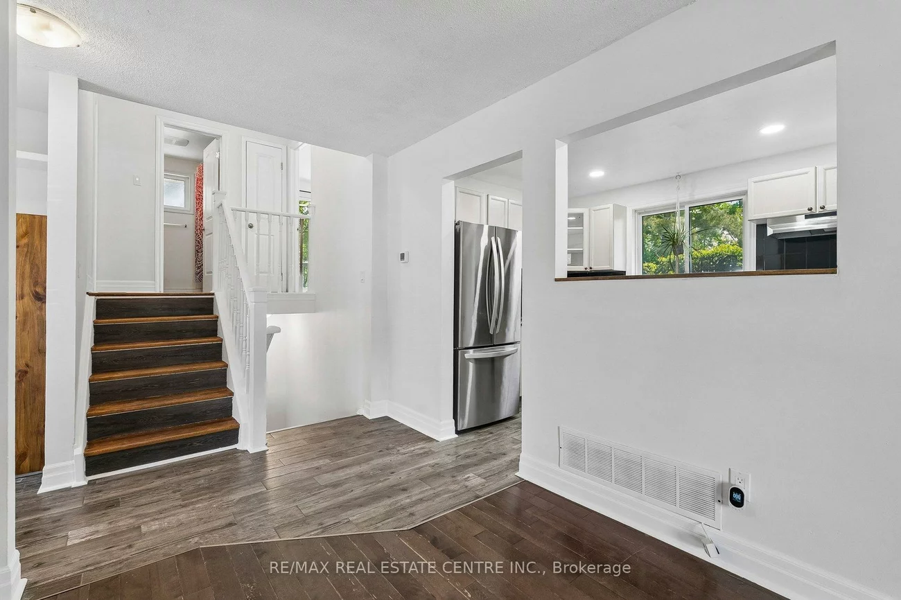 47, Christie, Letitia Heights, Barrie