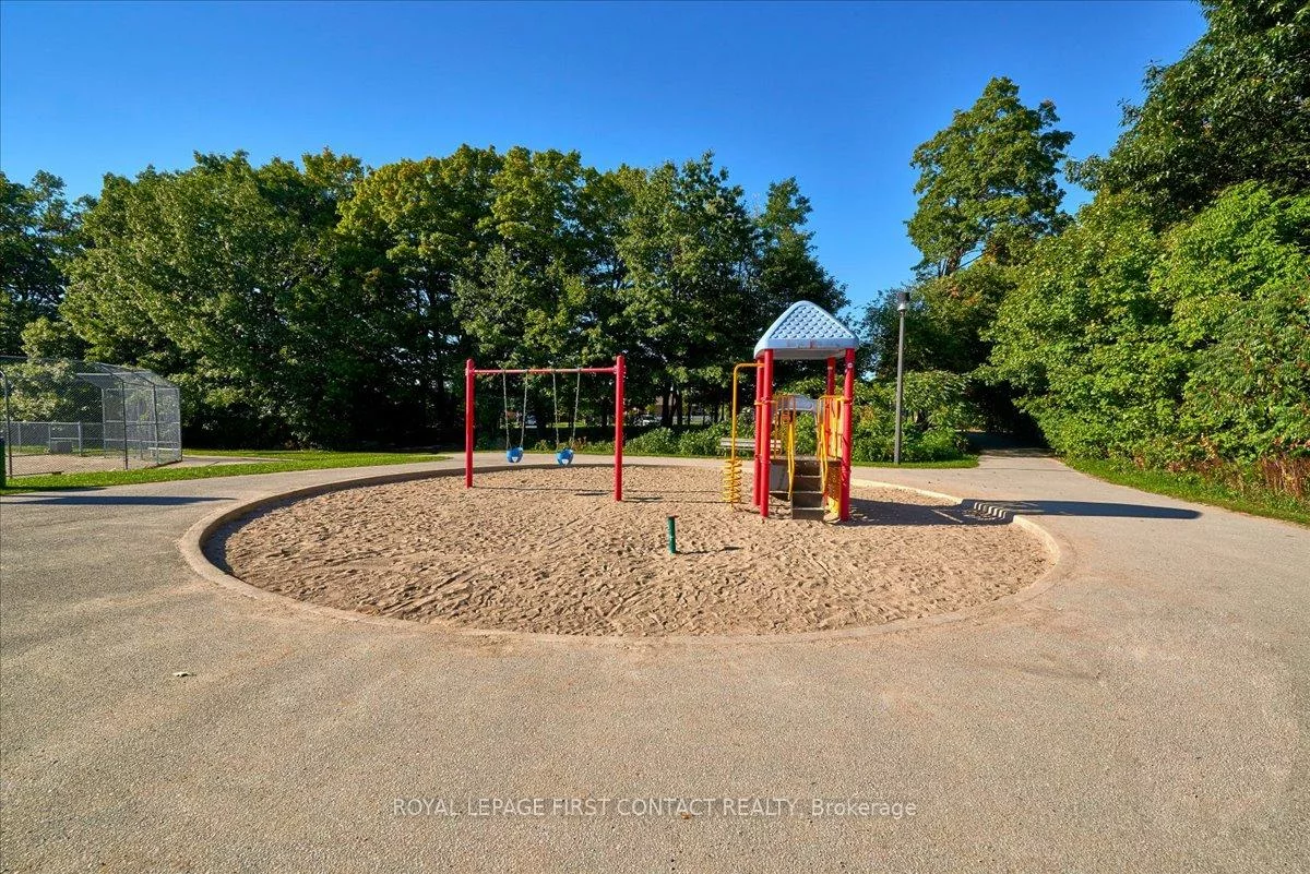 36, CHURCHLAND, Holly, Barrie
