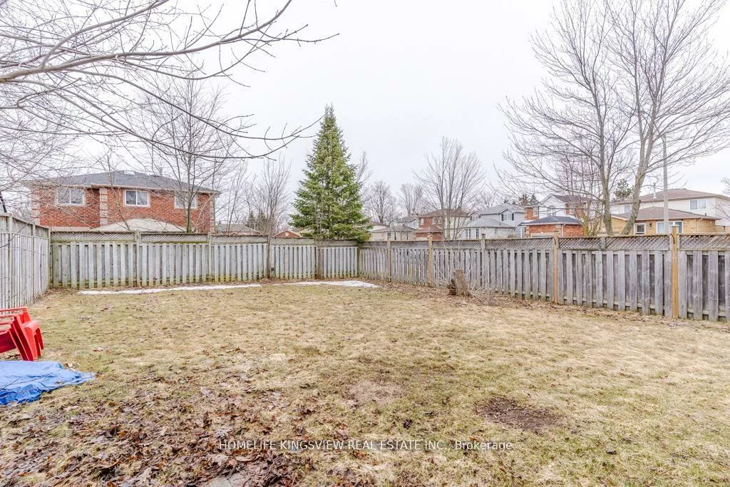 1, Charleson, Holly, Barrie