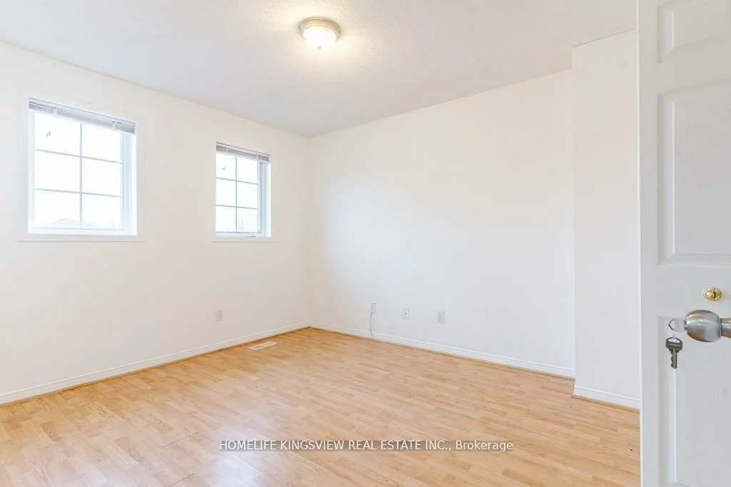 1, Charleson, Holly, Barrie