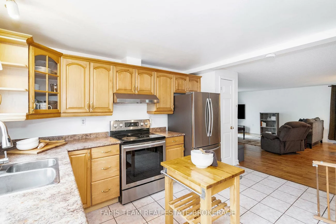 24, Laurie, Wellington, Barrie
