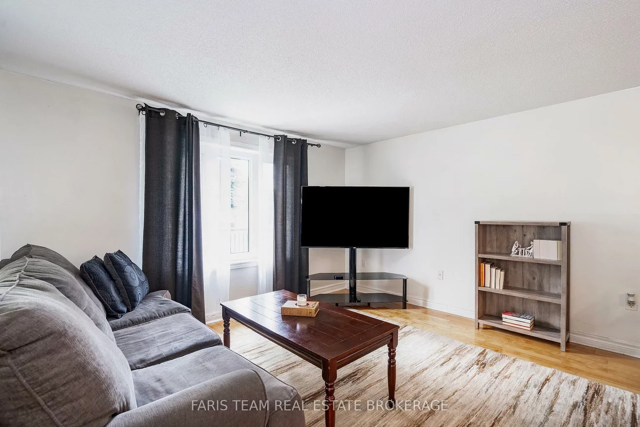 24, Laurie, Wellington, Barrie