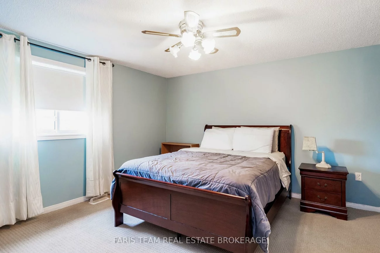 24, Laurie, Wellington, Barrie