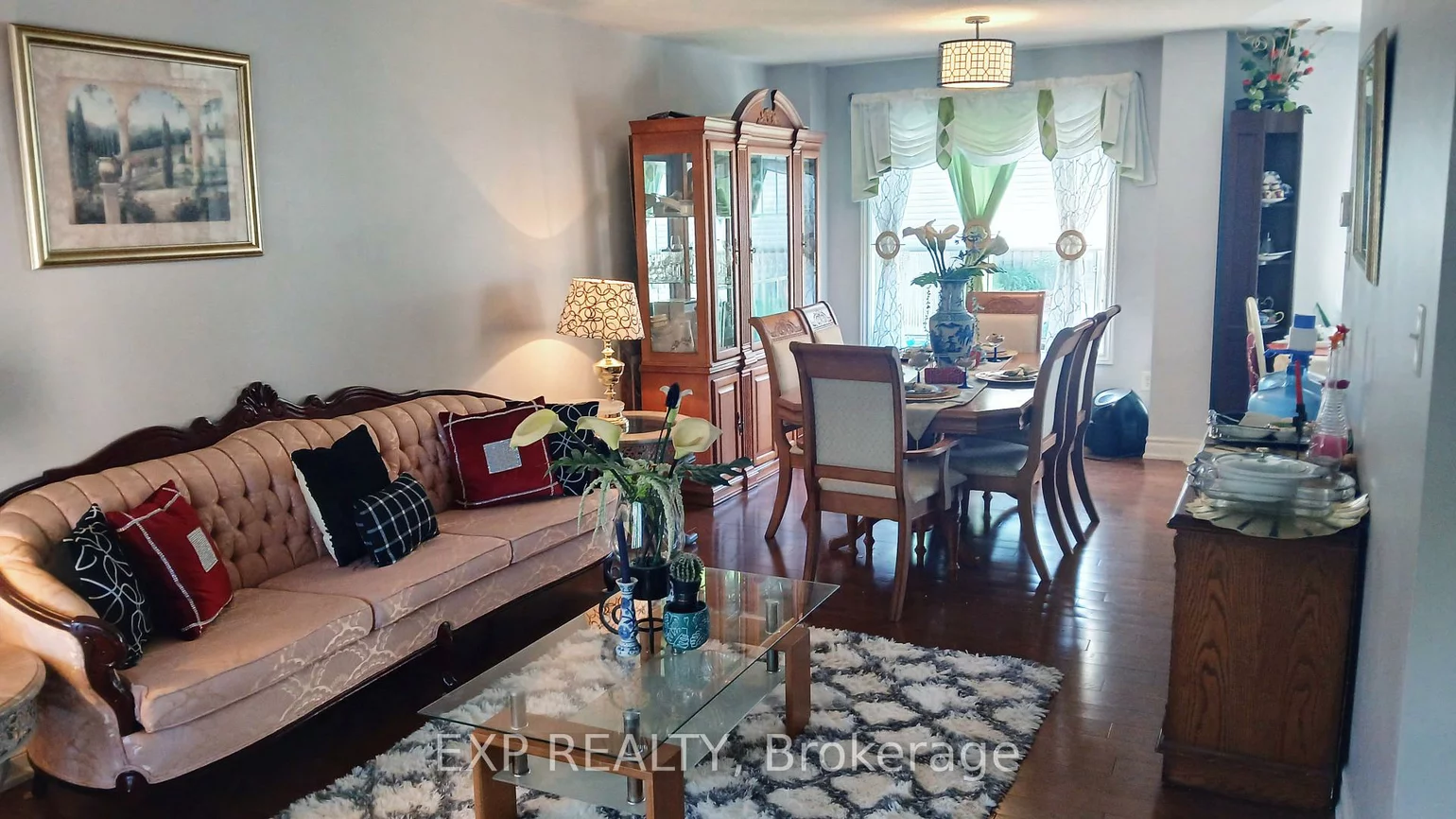 38, Livia Herman, East Bayfield, Barrie