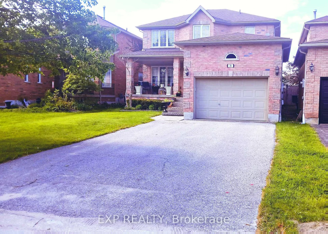 38, Livia Herman, East Bayfield, Barrie