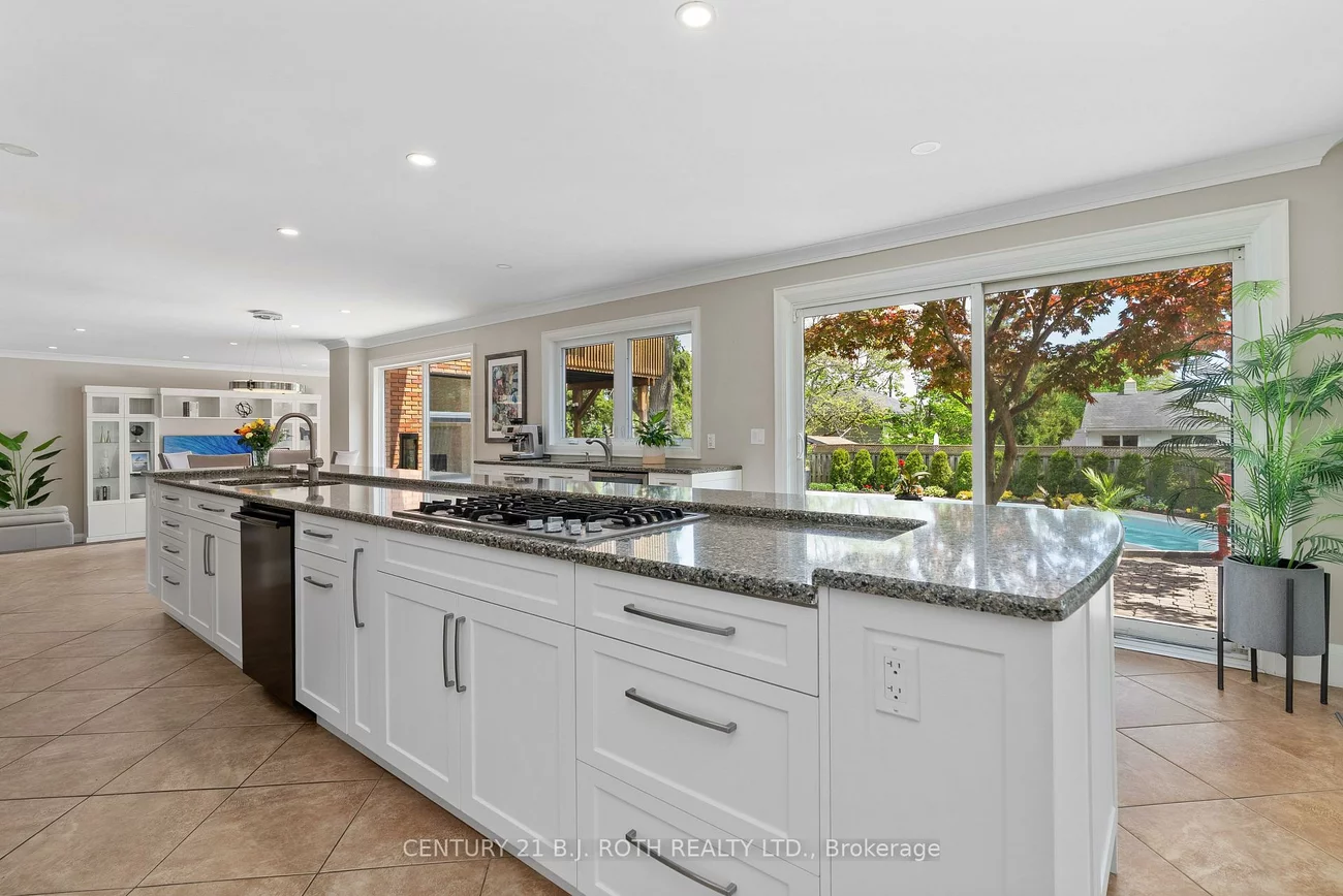 29, Castle, Sunnidale, Barrie