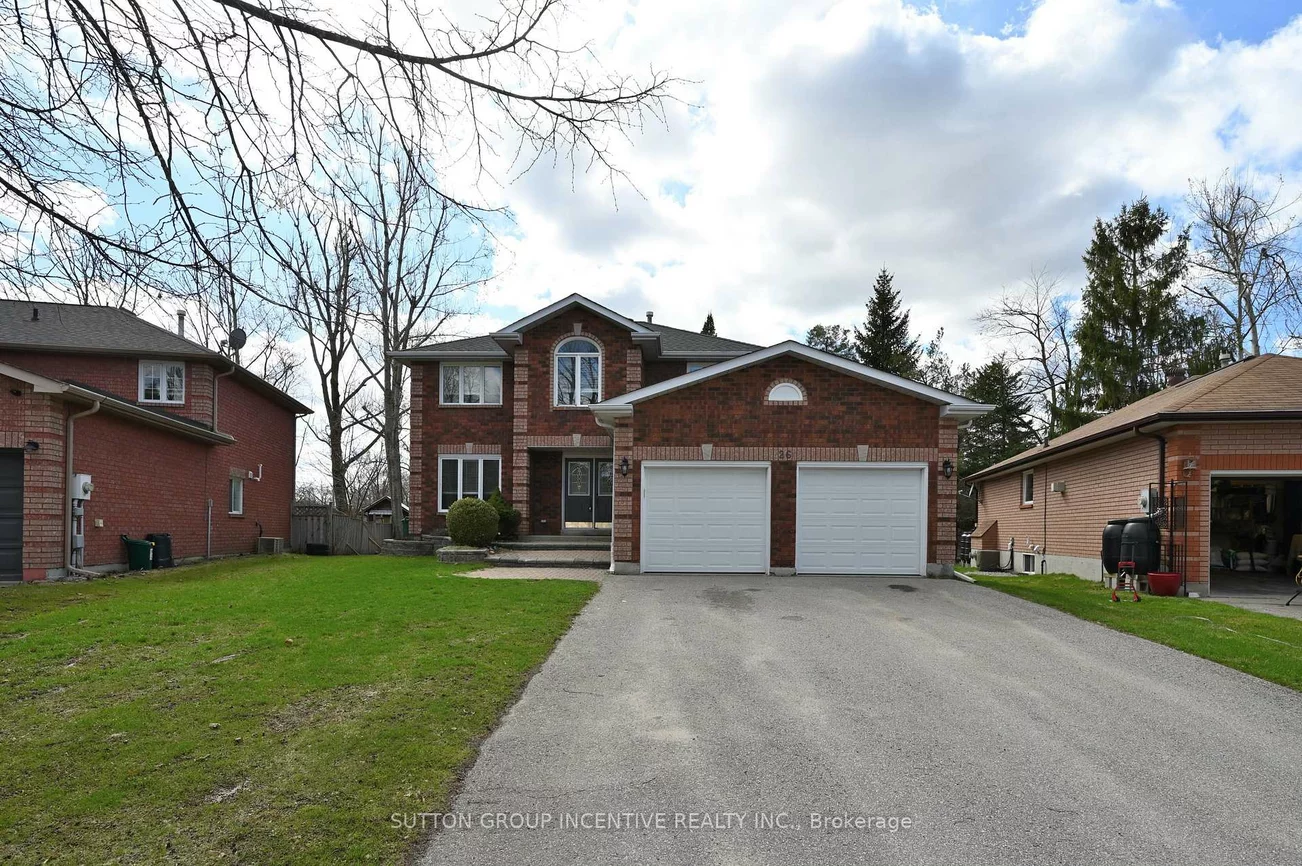 26, Warner, Holly, Barrie