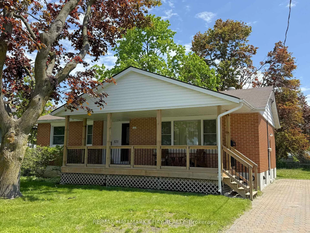121, Rodney, Codrington, Barrie