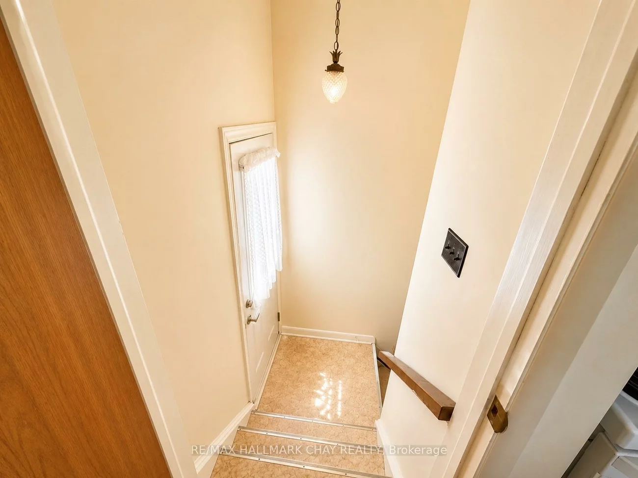 121, Rodney, Codrington, Barrie