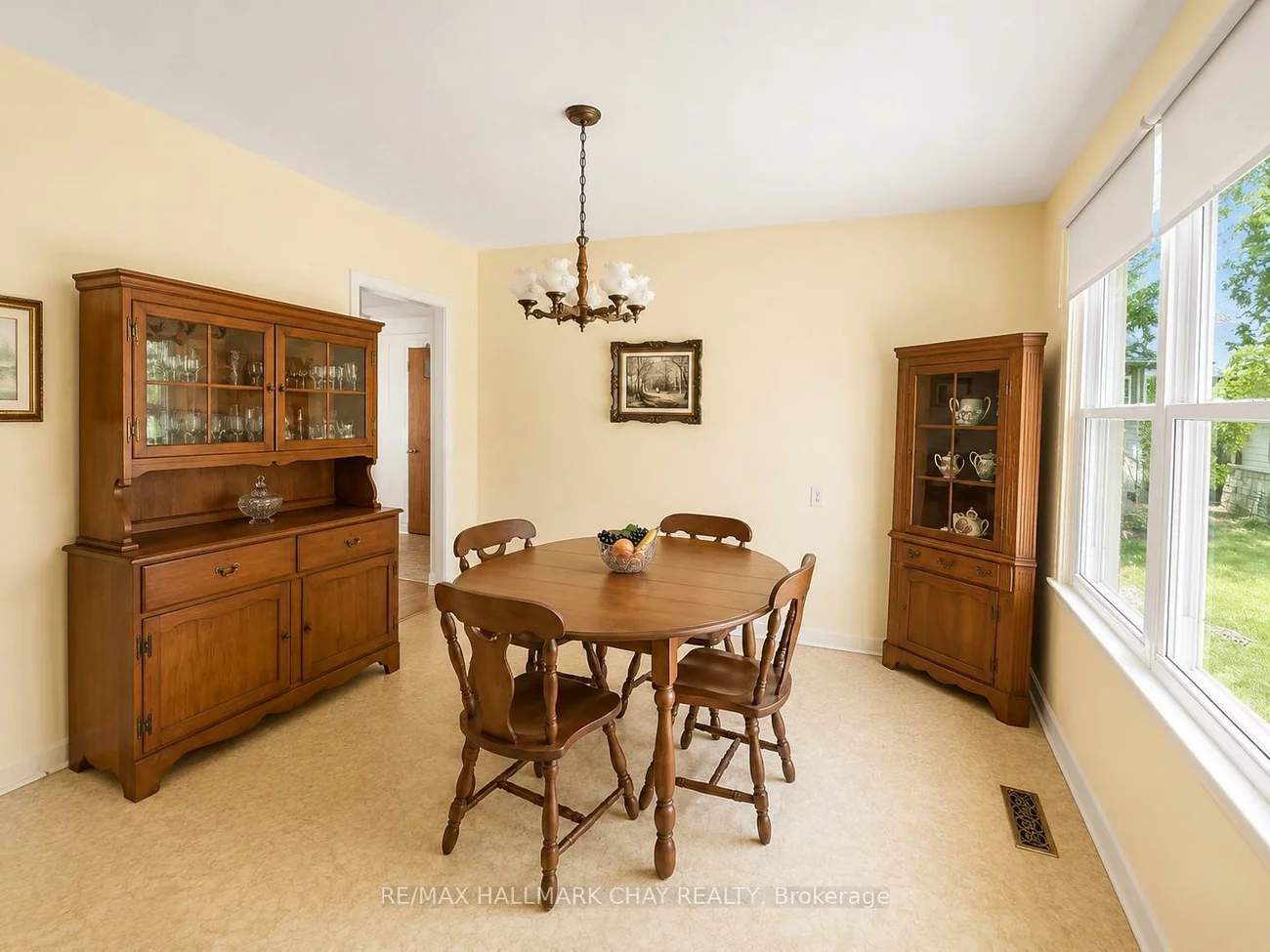 121, Rodney, Codrington, Barrie