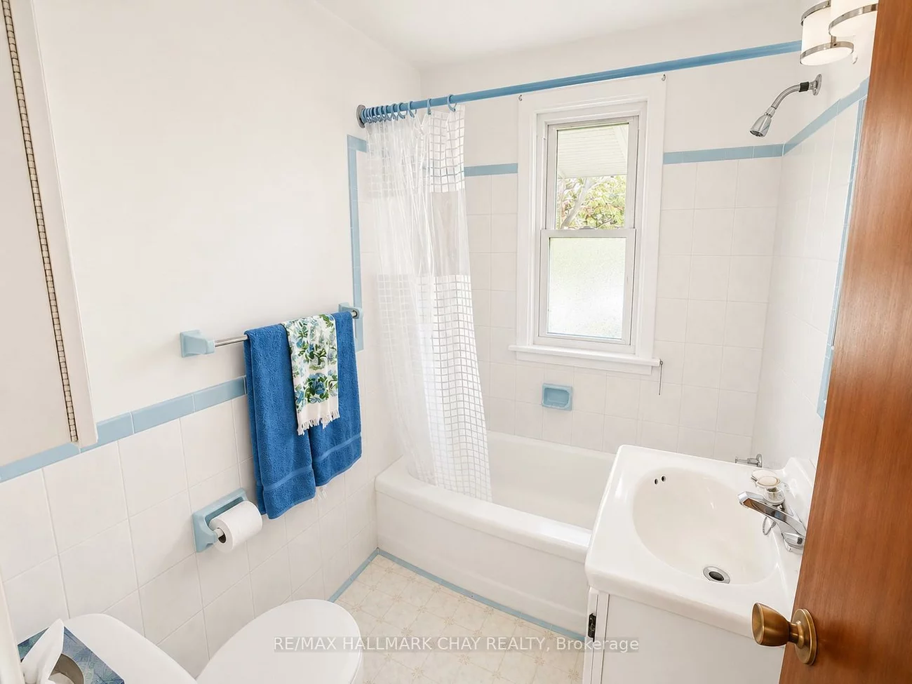 121, Rodney, Codrington, Barrie