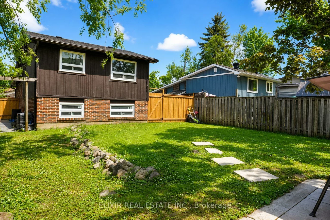 45, AUSTEN, Letitia Heights, Barrie