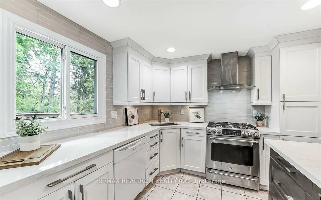 14, Chippawa, North Shore, Barrie